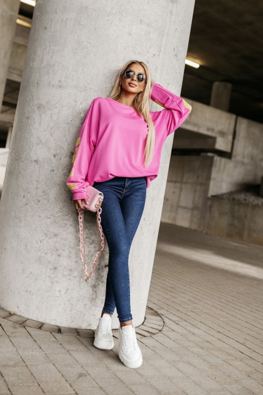 Odziez CandyTM Bluzy Bez Kaptura | Bluza Dresowa Oversize Z Neonowym Napisem Posibility Rozowa